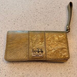 Vintage Y2K Coach Large Metallic Gold Wristlet Clutch Wallet